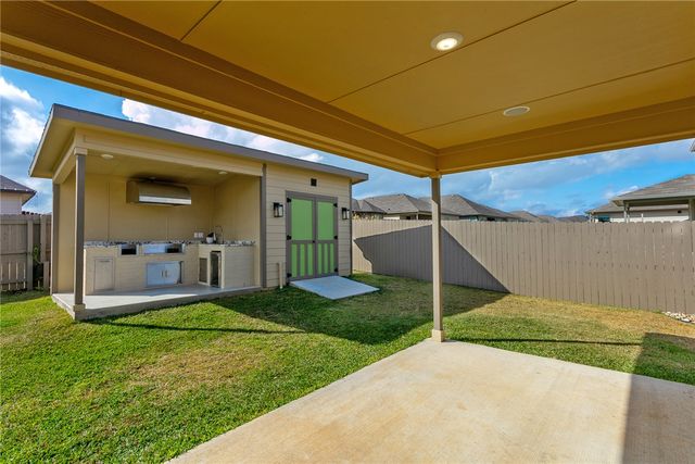 2029 Rock Ridge Avenue, Bryan, TX 77807