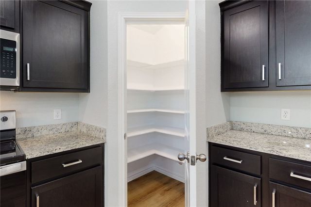 2029 Rock Ridge Avenue, Bryan, TX 77807