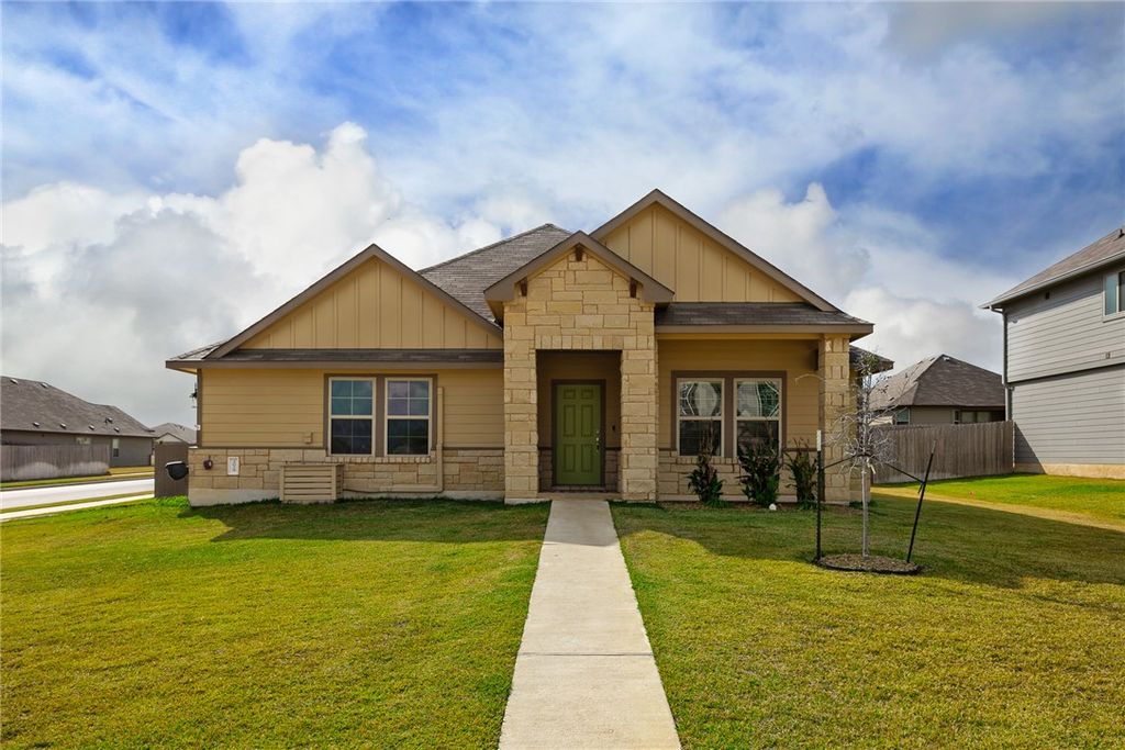 2029 Rock Ridge Avenue, Bryan, TX 77807