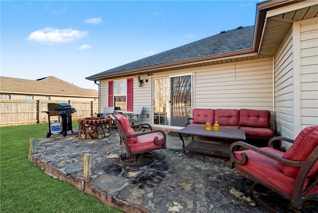 958 Raspberry Street, Elkins, AR 72727