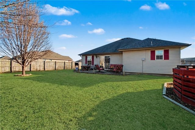 958 Raspberry Street, Elkins, AR 72727