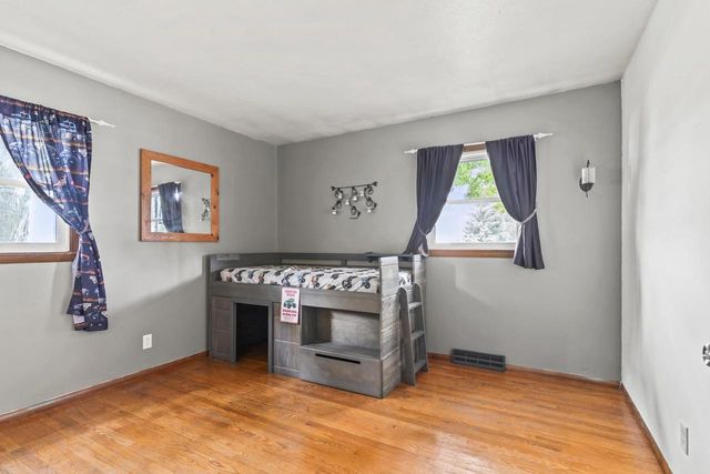 2899 W 9TH AVENUE, Oshkosh, WI 54904