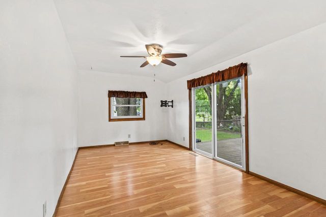 2899 W 9TH AVENUE, Oshkosh, WI 54904