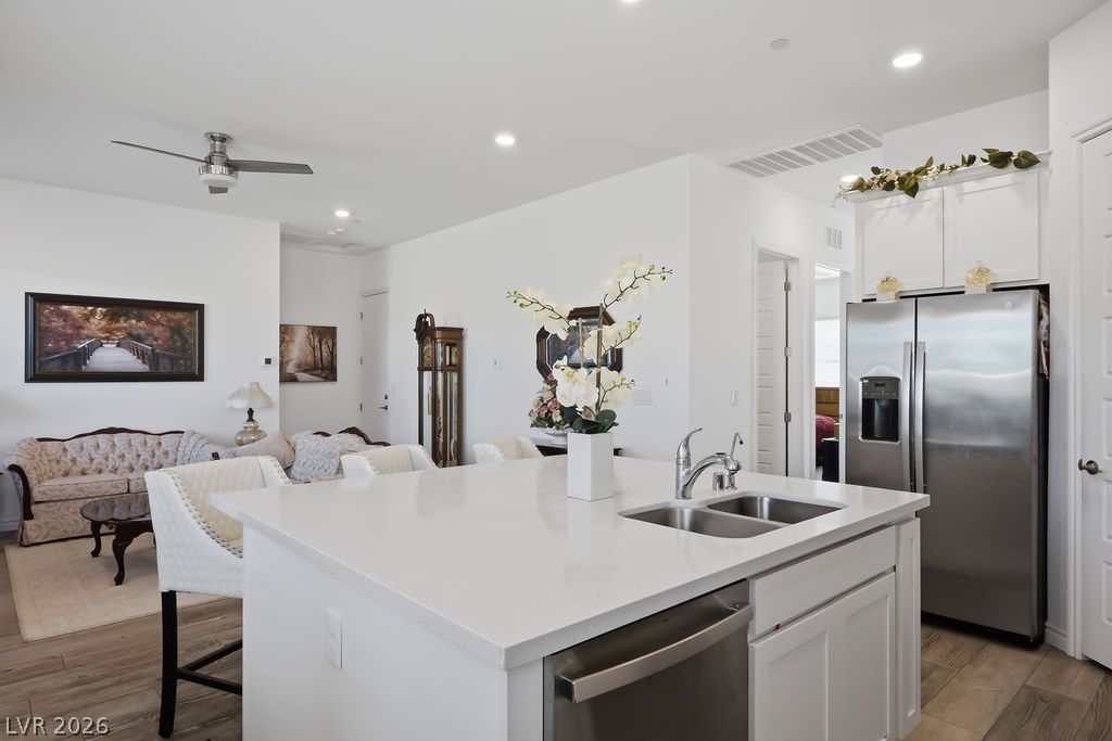 794 Charming Holly Street, Henderson, NV 89011 — photo 3