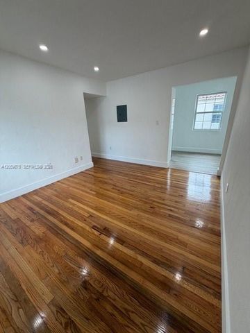 15 Sidonia Avenue 3, Coral Gables, FL 33134