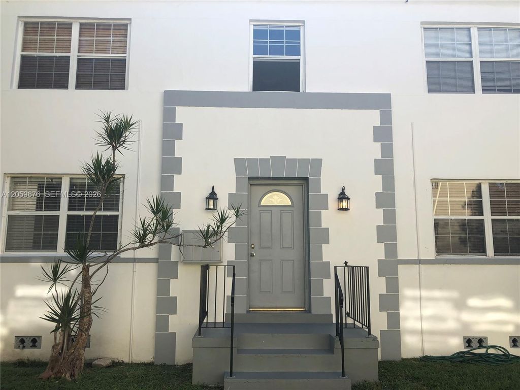 15 Sidonia Avenue 3, Coral Gables, FL 33134