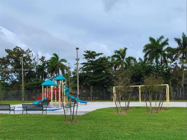 440 NW 84th Ter 440, Miami, FL 33150