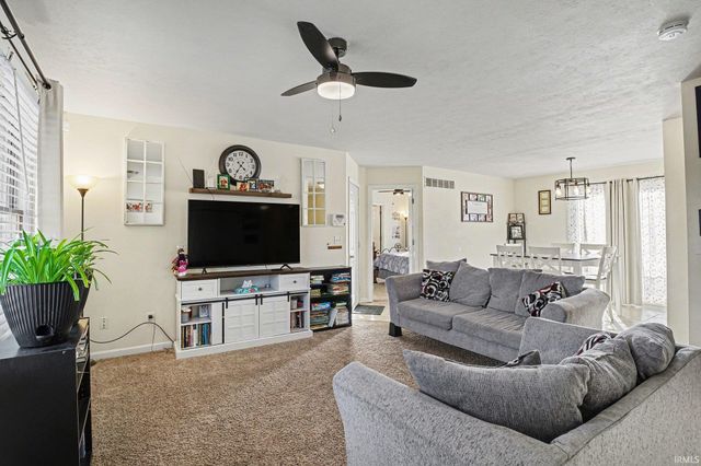 524 Fescue Court, Goshen, IN 46528