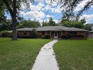 1825 Arrow Lane, Garland, TX 75042