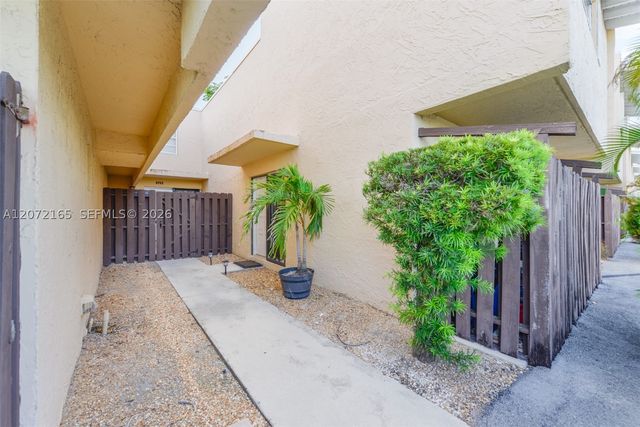 8923 NE 4th Ave Rd 8923, Miami Shores, FL 33138