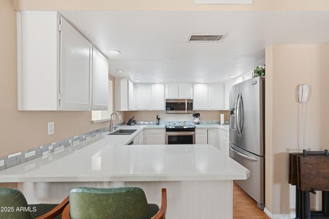 7307 N 46TH Circle, Glendale, AZ 85301