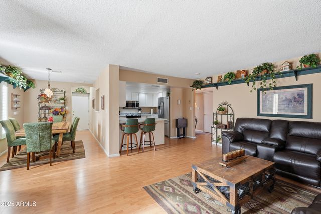 7307 N 46TH Circle, Glendale, AZ 85301