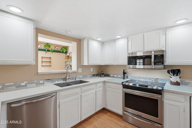 7307 N 46TH Circle, Glendale, AZ 85301