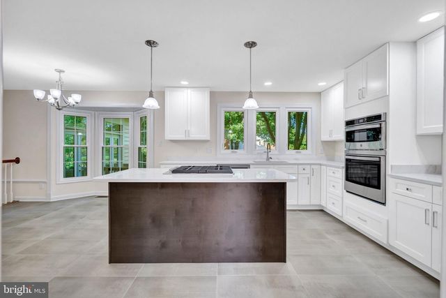 14479 STORE HOUSE DR, Centreville, VA 20121