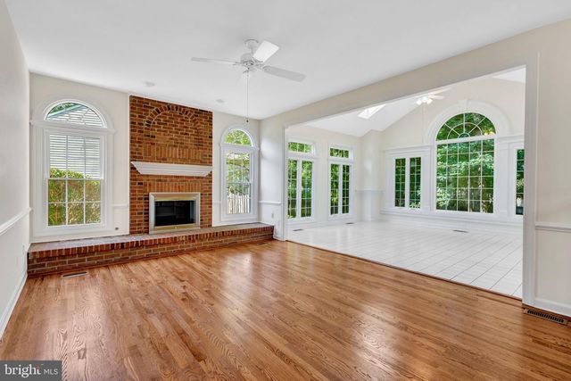 14479 STORE HOUSE DR, Centreville, VA 20121