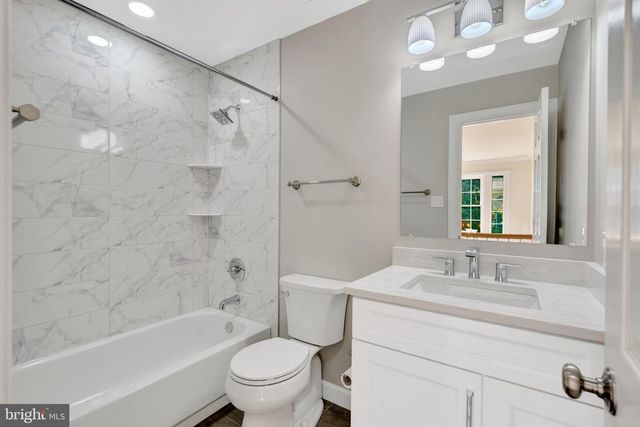 14479 STORE HOUSE DR, Centreville, VA 20121