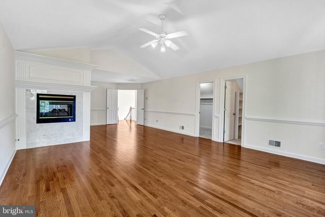 14479 STORE HOUSE DR, Centreville, VA 20121
