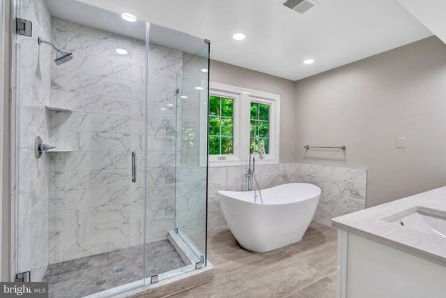 14479 STORE HOUSE DR, Centreville, VA 20121