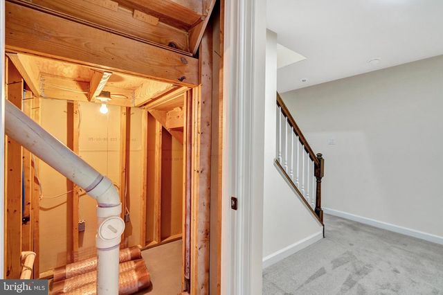 14479 STORE HOUSE DR, Centreville, VA 20121