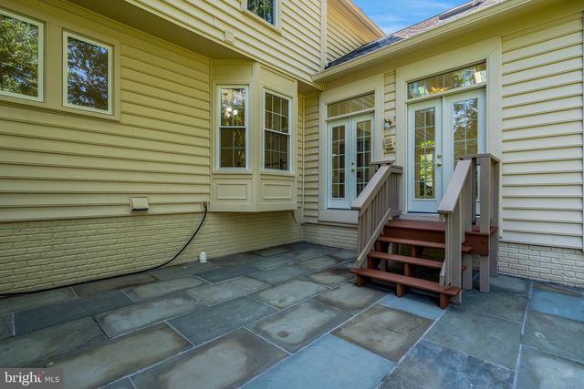 14479 STORE HOUSE DR, Centreville, VA 20121