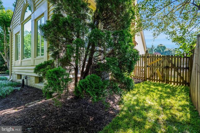 14479 STORE HOUSE DR, Centreville, VA 20121