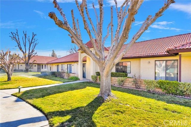 19228 Cottonwood Drive, Apple Valley, CA 92308