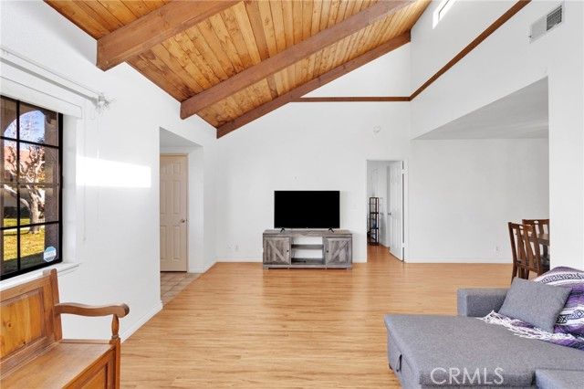 19228 Cottonwood Drive, Apple Valley, CA 92308