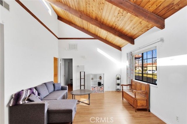 19228 Cottonwood Drive, Apple Valley, CA 92308