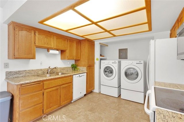 19228 Cottonwood Drive, Apple Valley, CA 92308