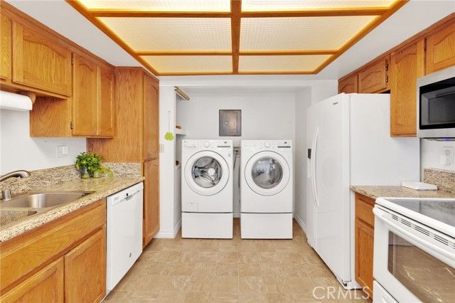 19228 Cottonwood Drive, Apple Valley, CA 92308