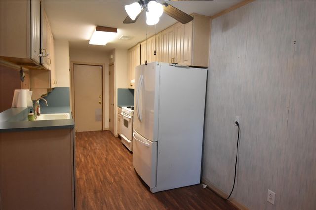 1003 Timber Hill Drive, Conroe, TX 77301