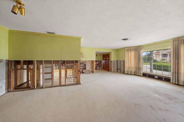 7962 9TH AVENUE S, St Petersburg, FL 33707