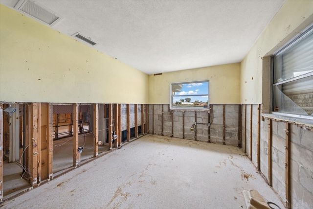 7962 9TH AVENUE S, St Petersburg, FL 33707