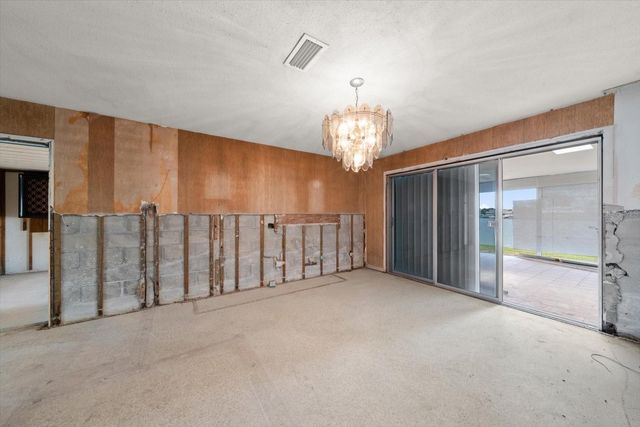 7962 9TH AVENUE S, St Petersburg, FL 33707
