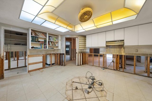 7962 9TH AVENUE S, St Petersburg, FL 33707