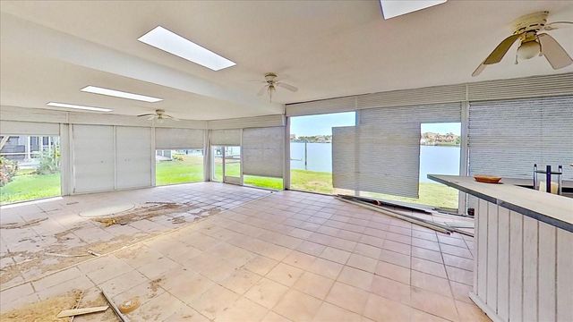 7962 9TH AVENUE S, St Petersburg, FL 33707