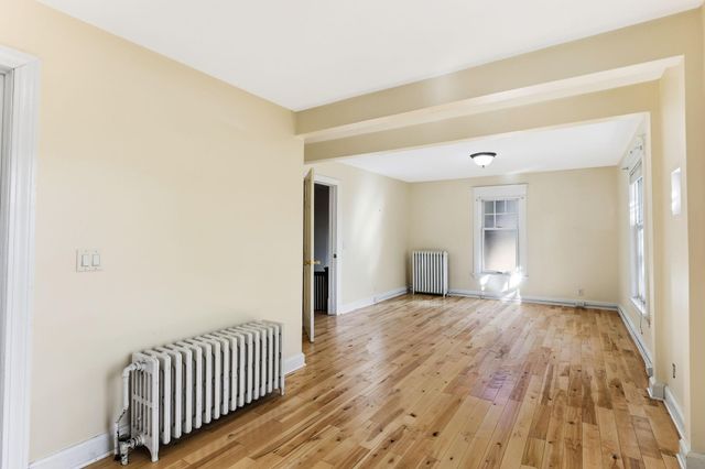 2524 Pillsbury Avenue S, Minneapolis, MN 55404