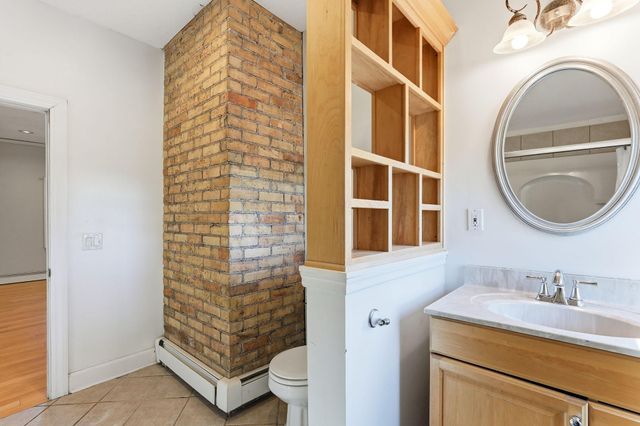 2524 Pillsbury Avenue S, Minneapolis, MN 55404