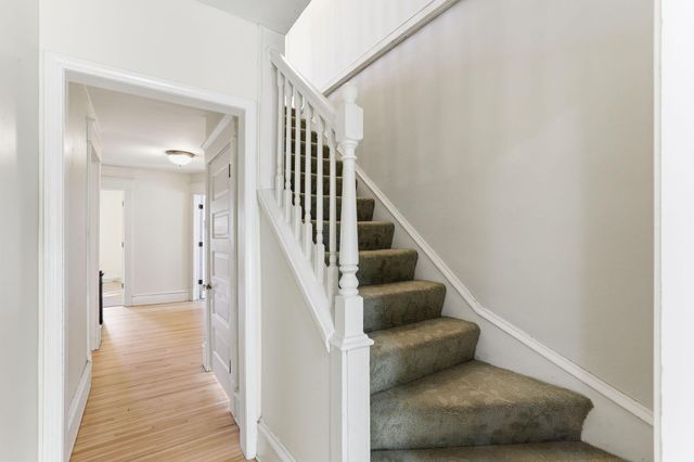 2524 Pillsbury Avenue S, Minneapolis, MN 55404