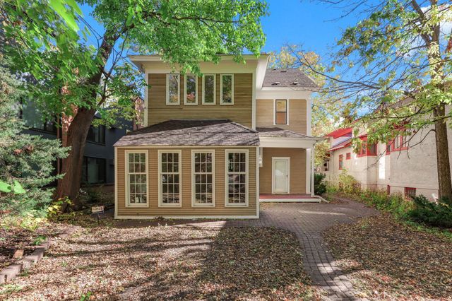 2524 Pillsbury Avenue S, Minneapolis, MN 55404