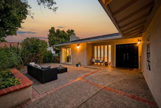 28009 Nob Hill Court, Hayward, CA 94542