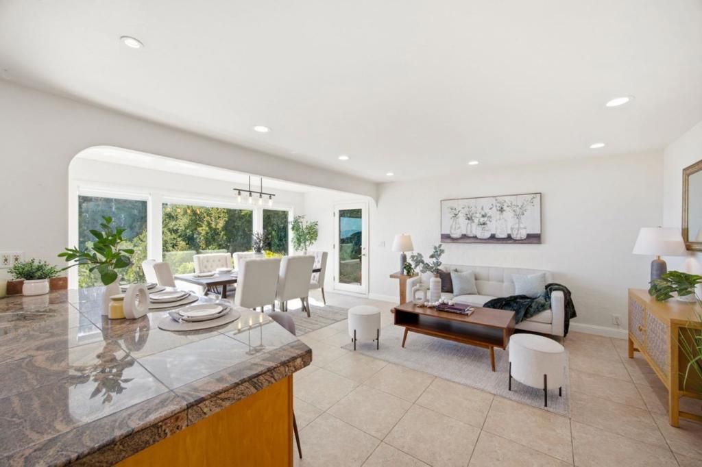 Image 16 of property listing at 28009 Nob Hill Court, Hayward, CA 94542