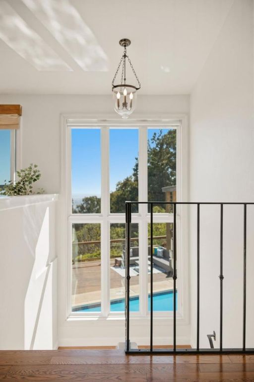 Image 4 of property listing at 28009 Nob Hill Court, Hayward, CA 94542