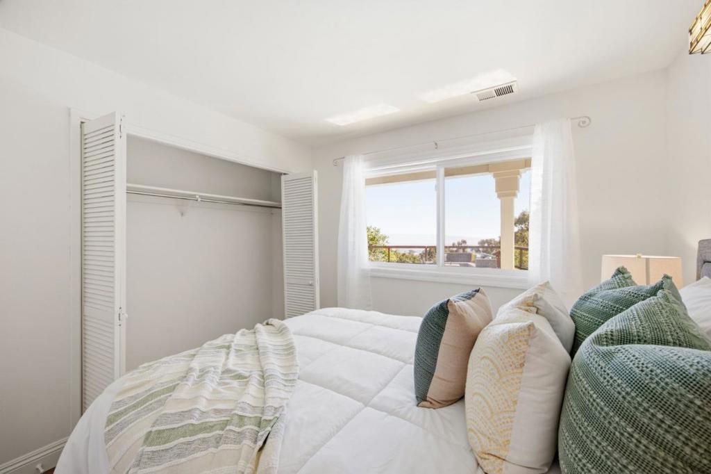 Image 41 of property listing at 28009 Nob Hill Court, Hayward, CA 94542