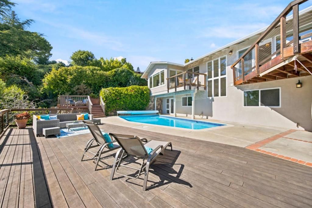 Image 45 of property listing at 28009 Nob Hill Court, Hayward, CA 94542