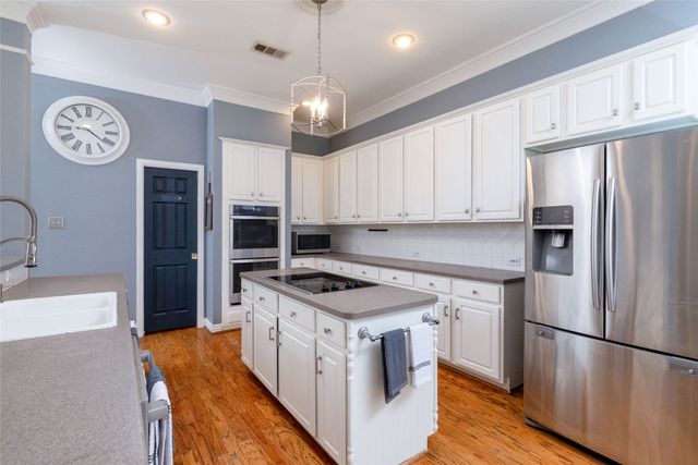 4705 Hampshire Drive, Flower Mound, TX 75028