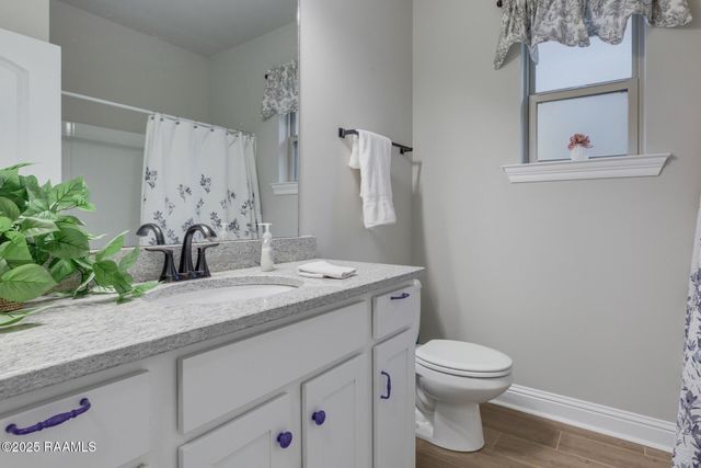 123 Sparrowhawk Street, Broussard, LA 70518