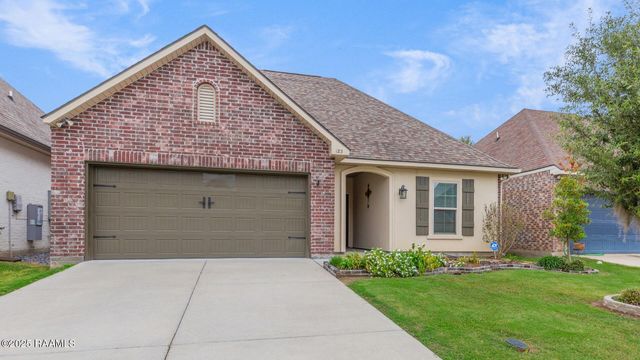 123 Sparrowhawk Street, Broussard, LA 70518