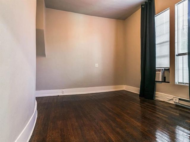 1740 NW 11th Street B, Oklahoma City, OK 73106