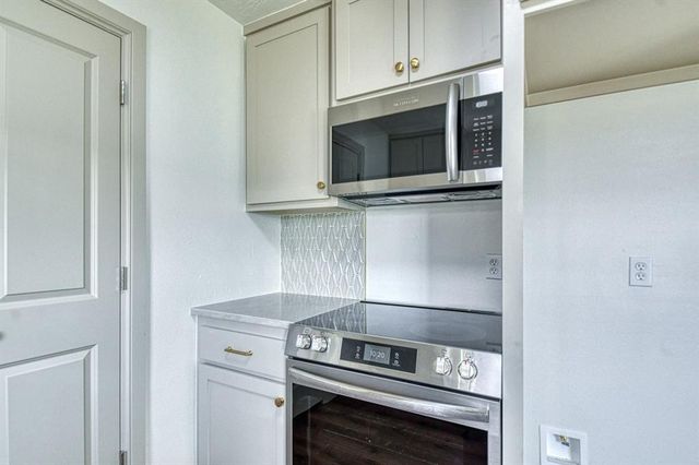 208 Mimosa Drive, Norman, OK 73069